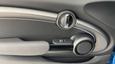 MINI Hatchback 2.0 Cooper S Exclusive 3dr Auto Petrol Hatchback